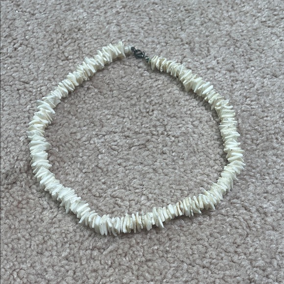 generic Jewelry - Cream Shell Necklace